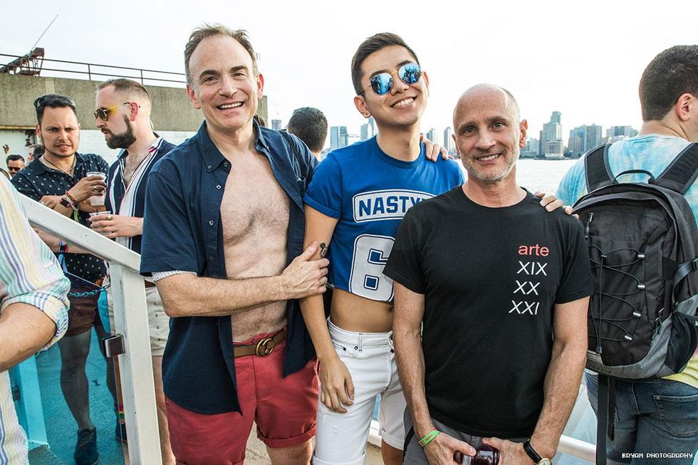 20-pride-luvboat-2018