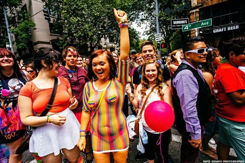 2014seattleparade12_0