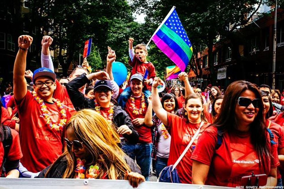 2014seattleparade13_0