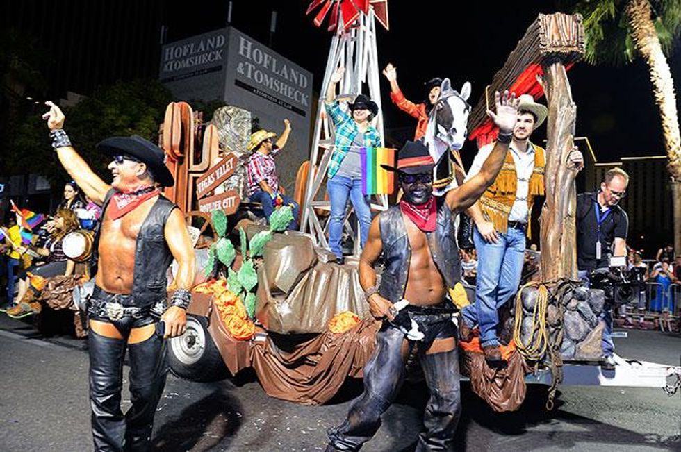 2015-0499-1862_lvprideparade-9-18-15