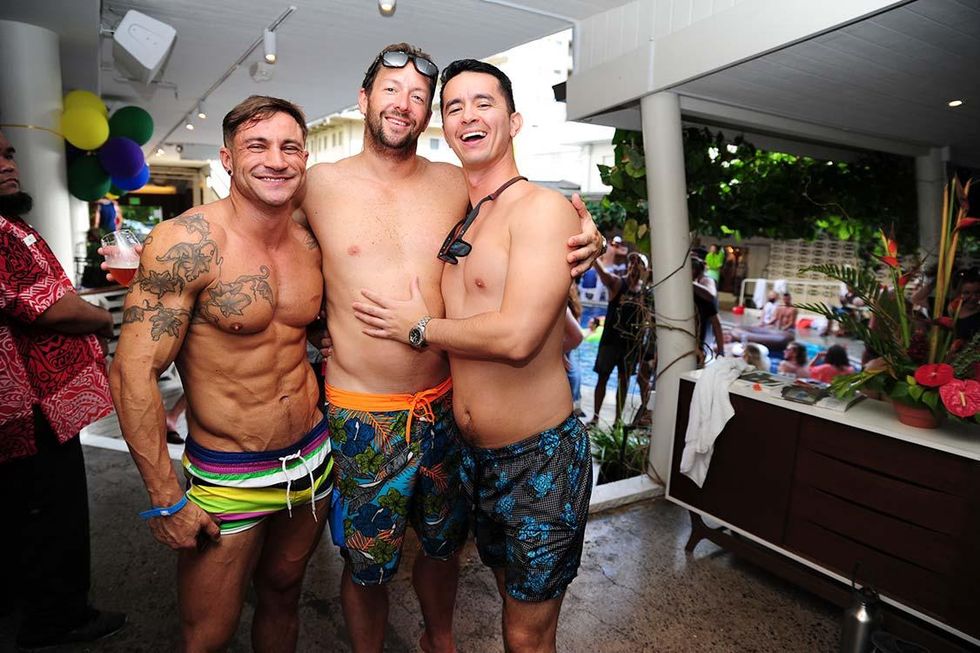 21-hnl_pride-pool_party-kelli_bullock-2017