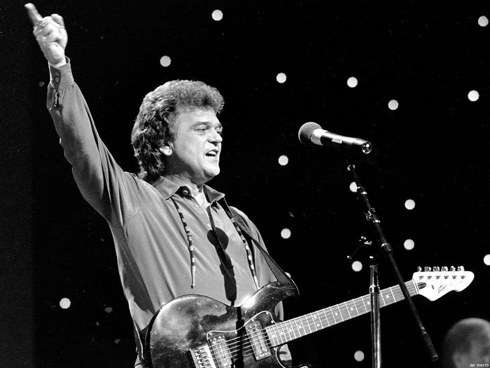 23 Country Stars Who Faced a Backlash From Fans