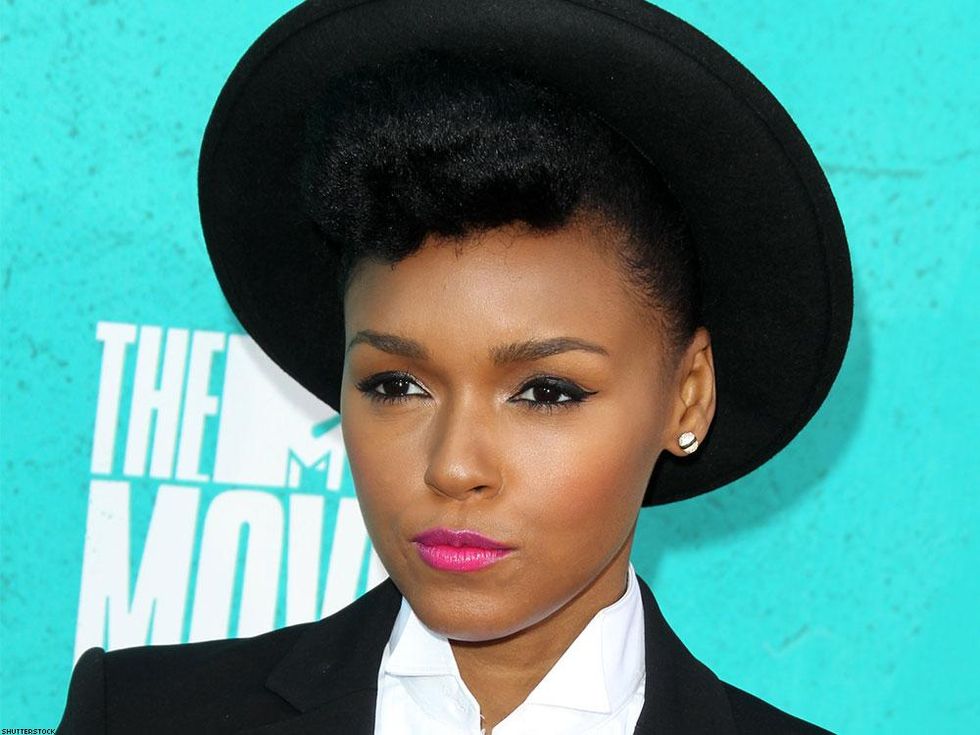 23. DO take cash \u2014 everywhere.