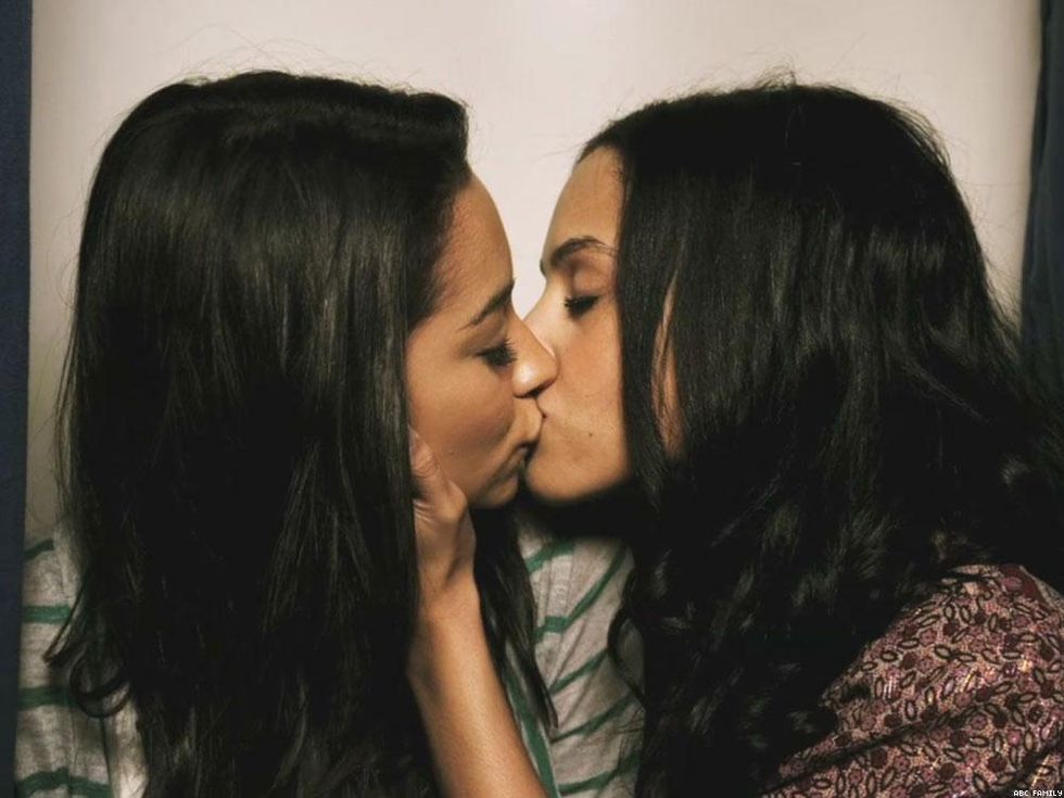 23. DO take cash \u2014 everywhere.