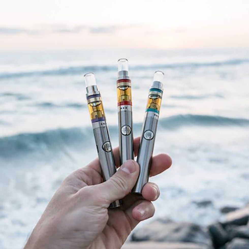 25 Cannabis Products You\u2019ll Dig on 4/20