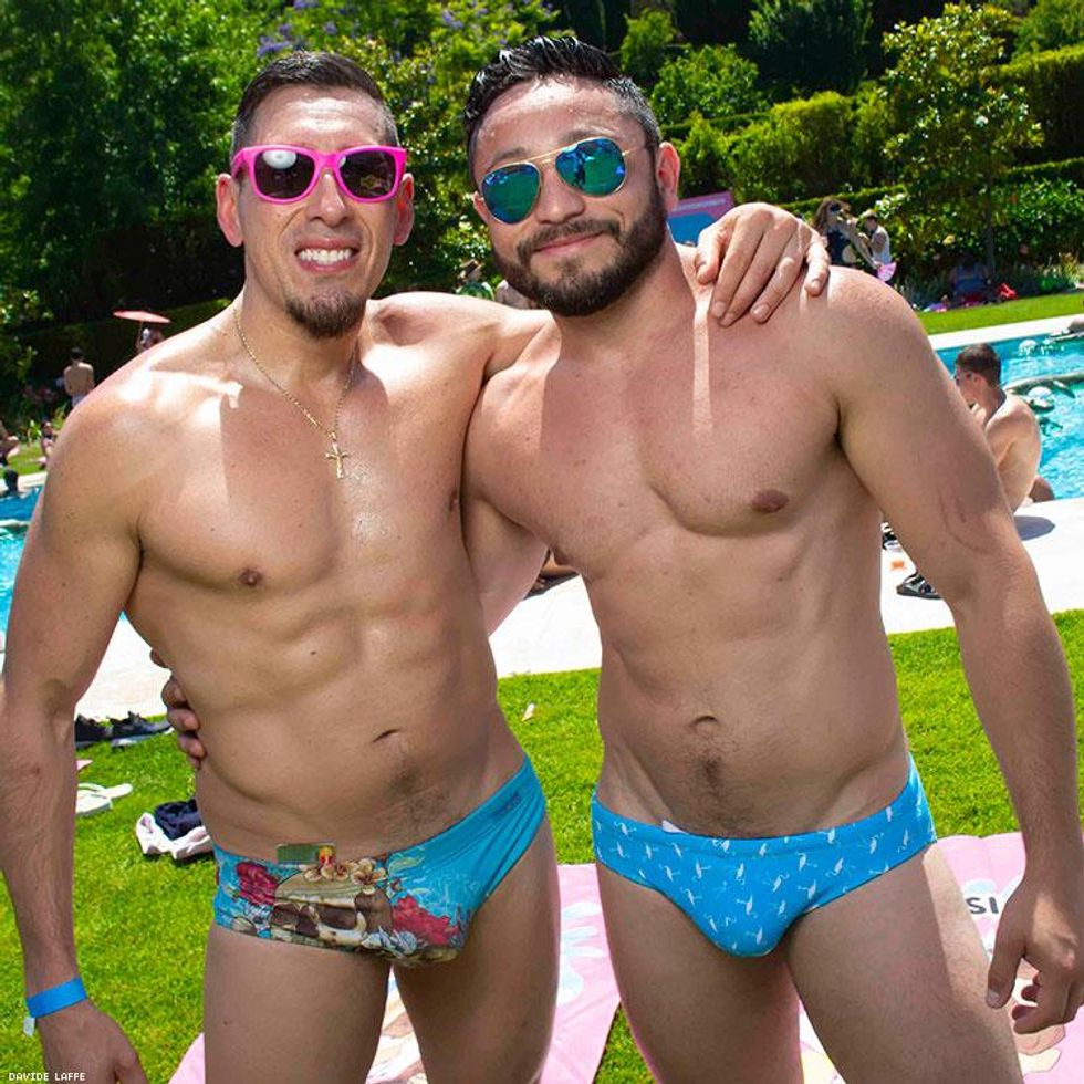 25-daddy-issues-pool-davide-laffe-2019