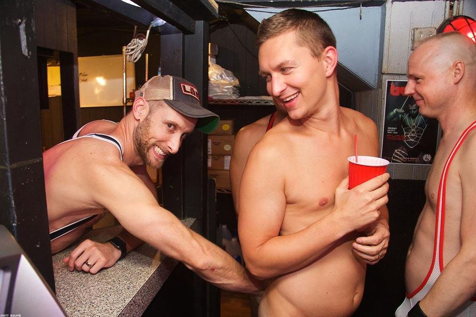 26-singlets-201709-matt-baume