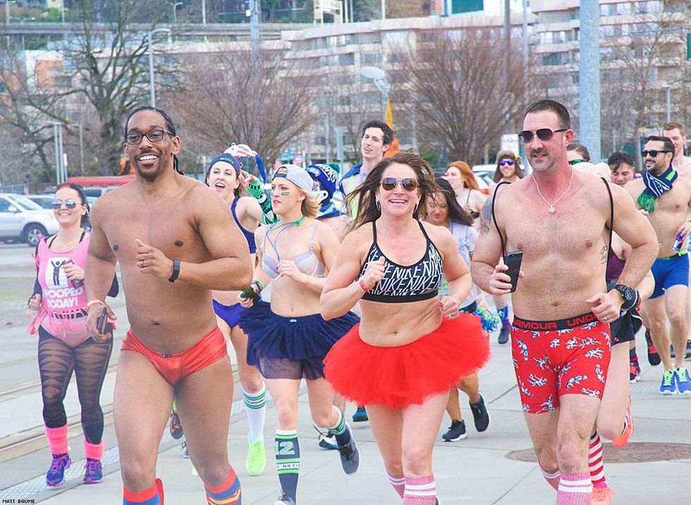 27-cupids-undie-run-matt-baume