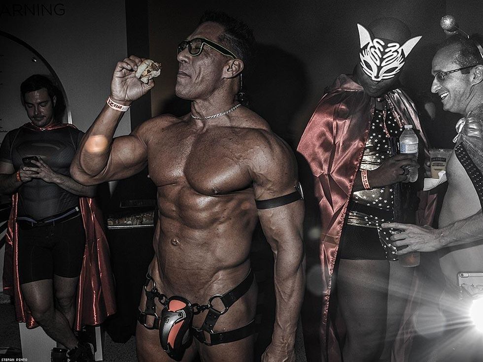 28-halloweenie-stefan-pinto