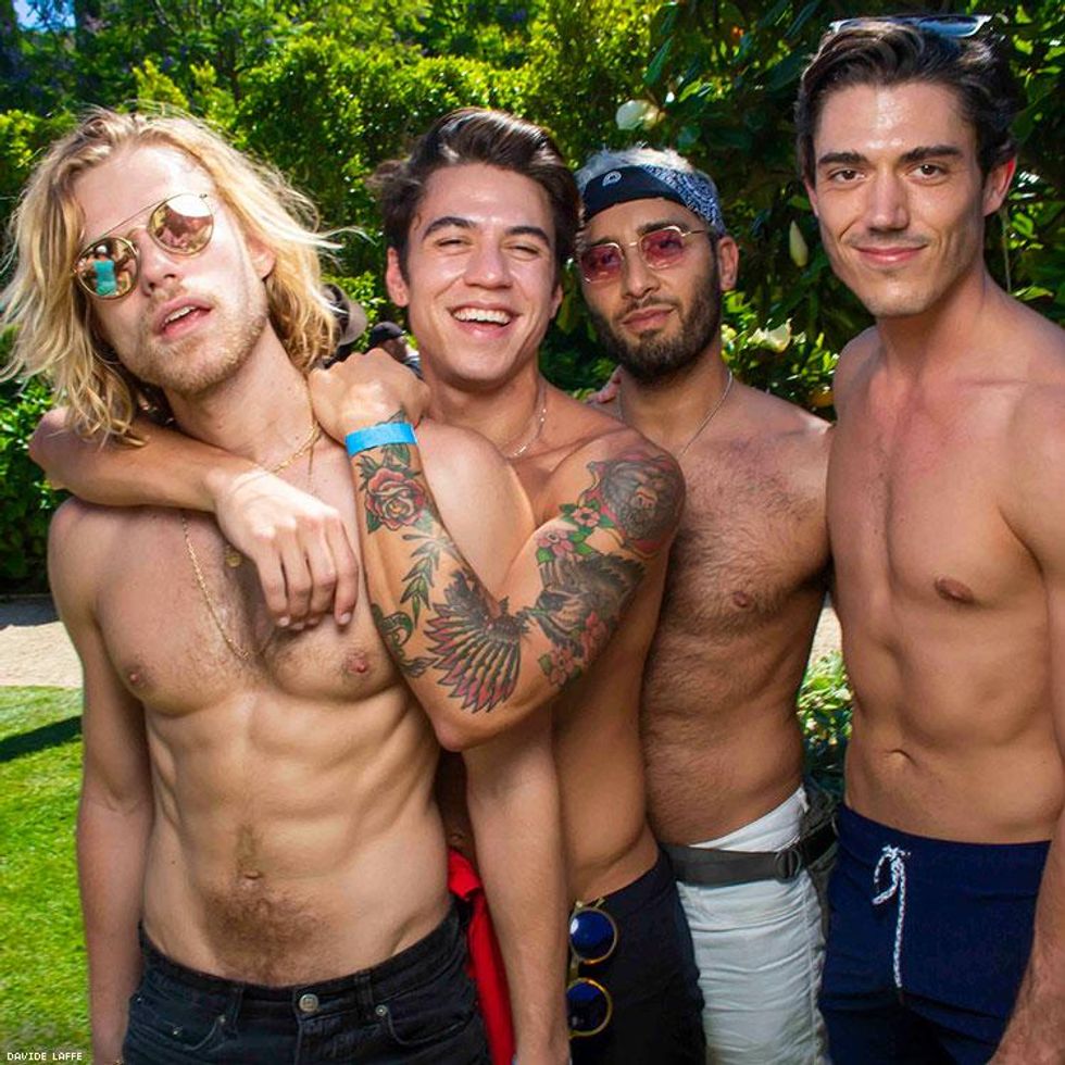 29-daddy-issues-pool-davide-laffe-2019