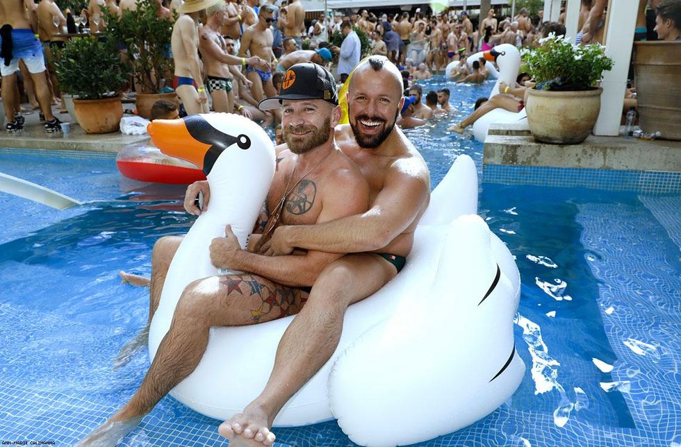 29-mardi-gras-pool-fair-australia