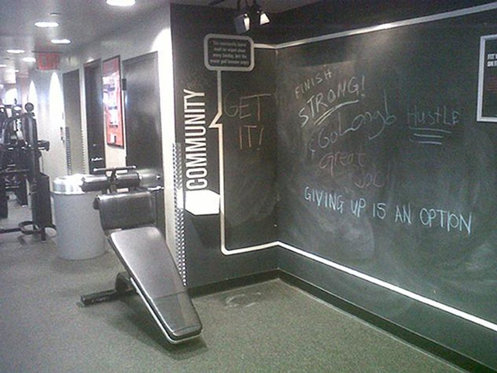 2b-pumping-ironyx633_0