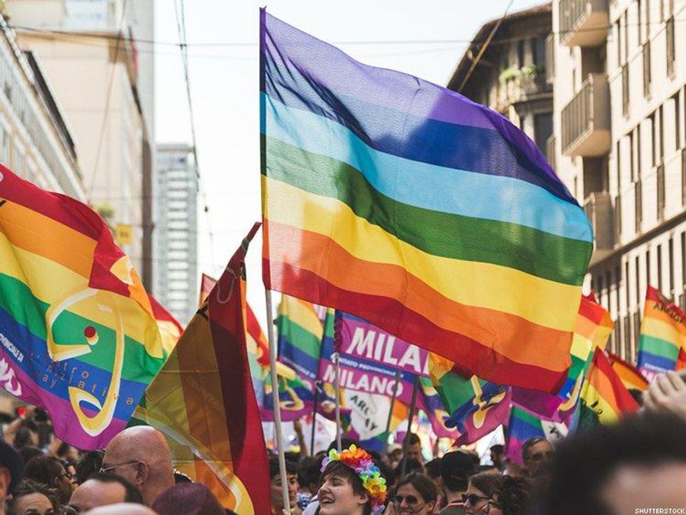 3. I live in a global community without borders.