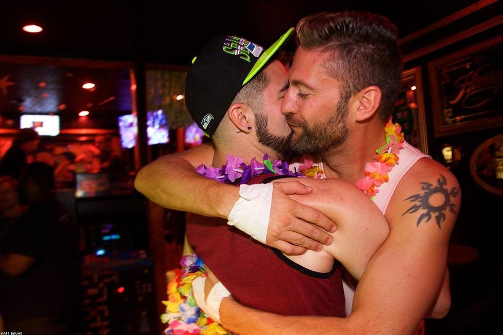 30-softball_fundraiser_luau-_matt_baume-2017_0