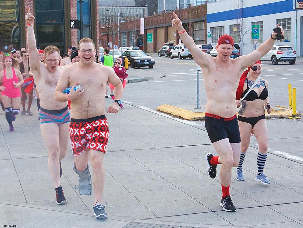 31-cupids-undie-run-matt-baume