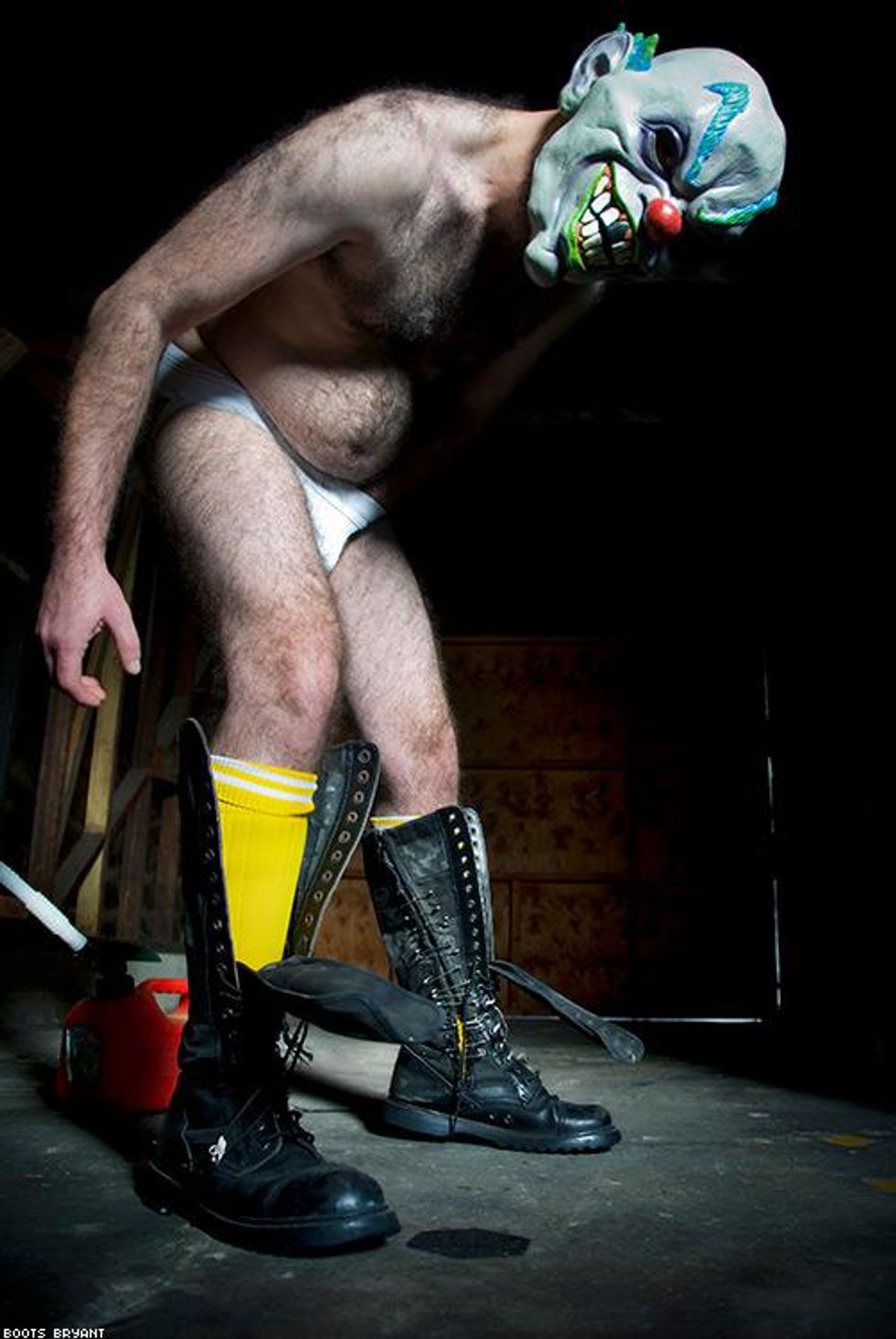 31-masks-boots-bryant-2017