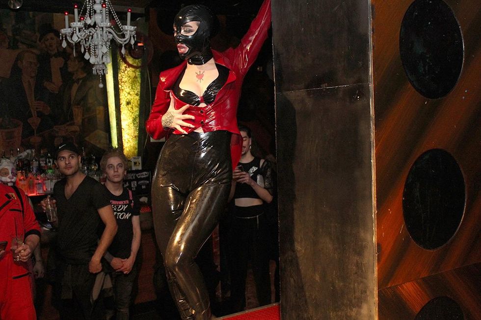 32-berlin-moist-george-totolos-2018