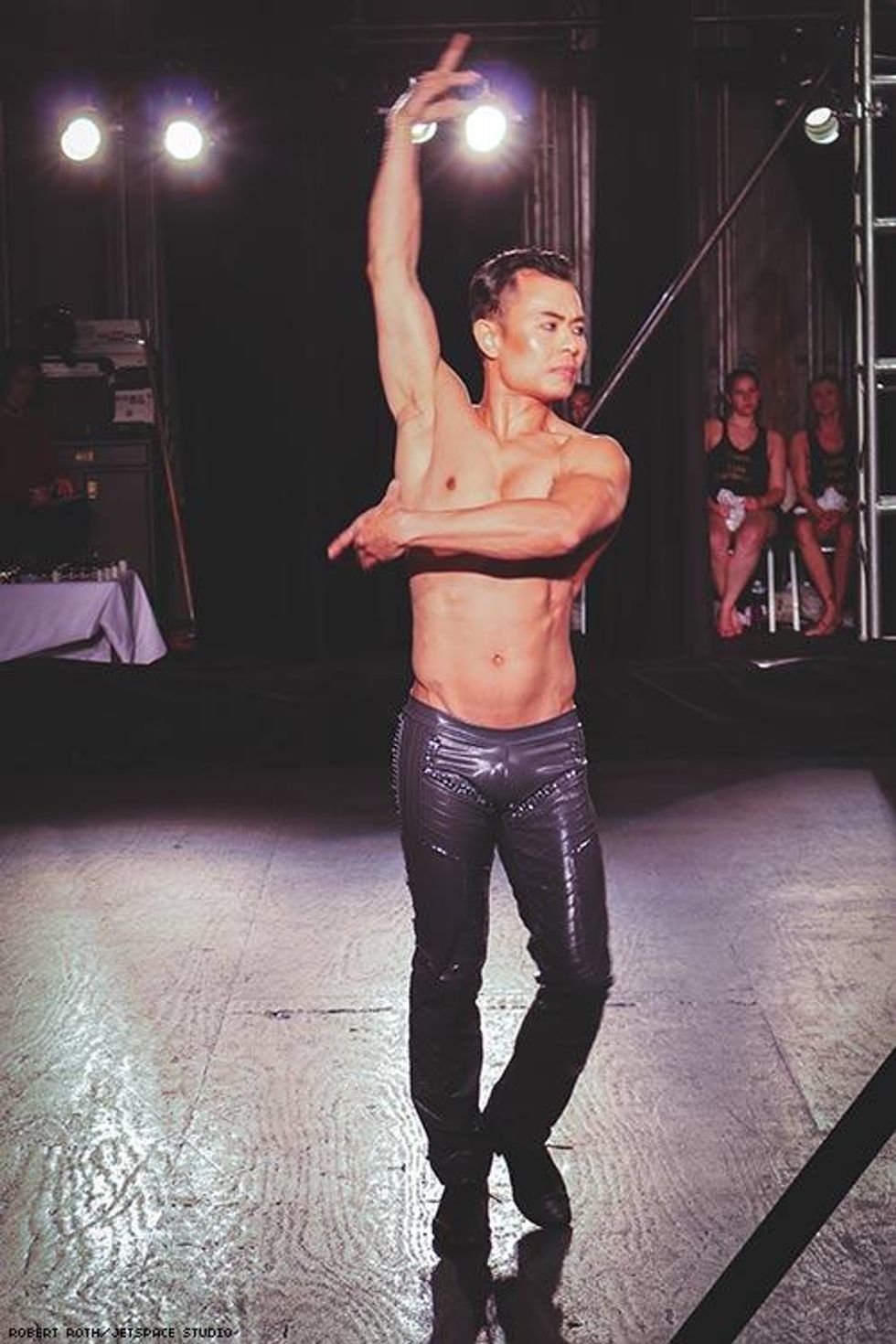 40 Photos Show the Drama of Competitive Men’s Pole Dancing