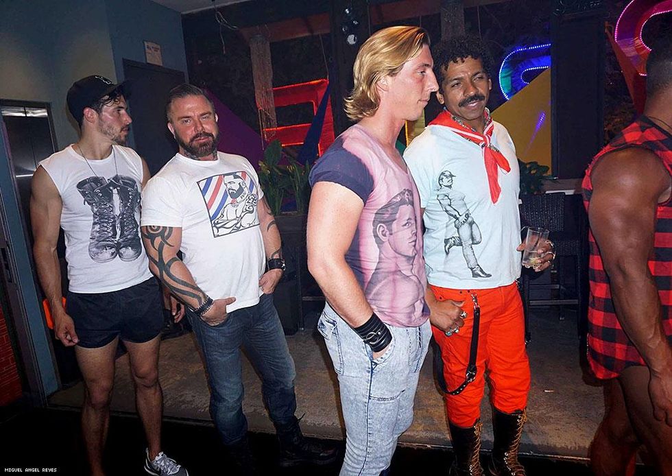 38-sold-out-clothing-miguel-angel-reyes