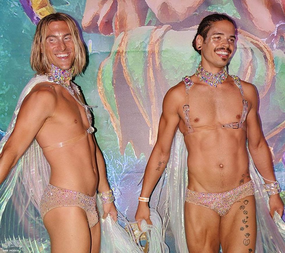 39-carnival-pool-party_dan-mckeon-4