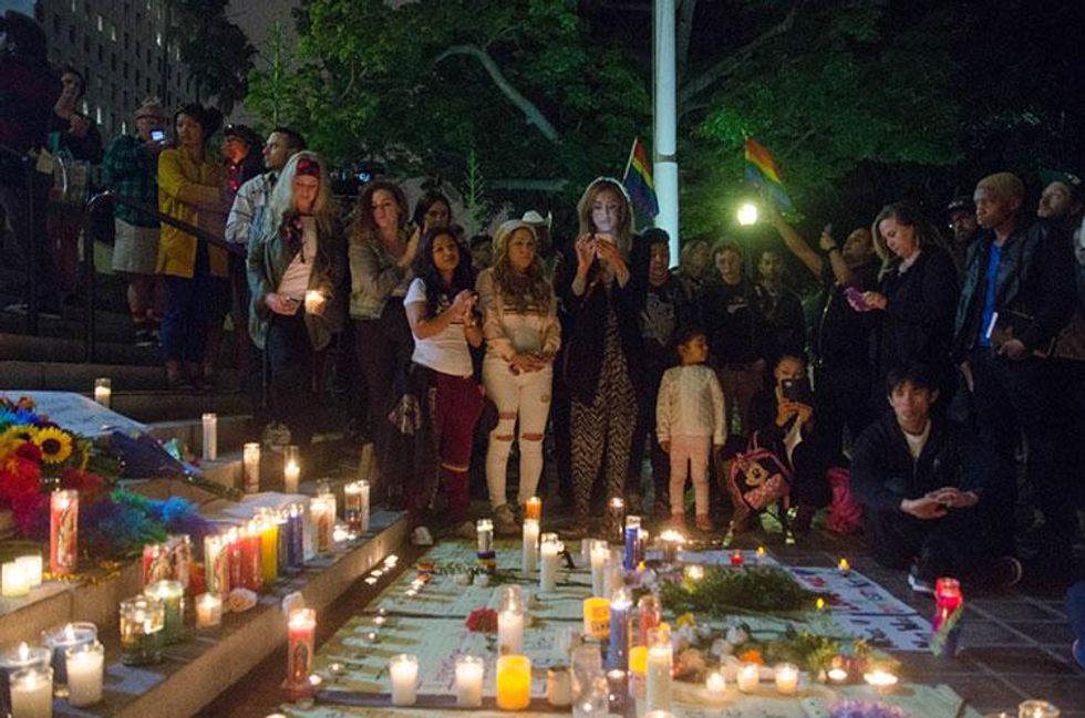 40-los-angeles-vigil