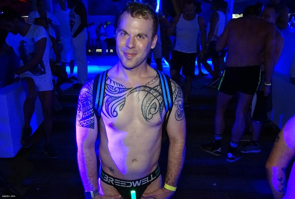 42-white-party-gaypv-2018