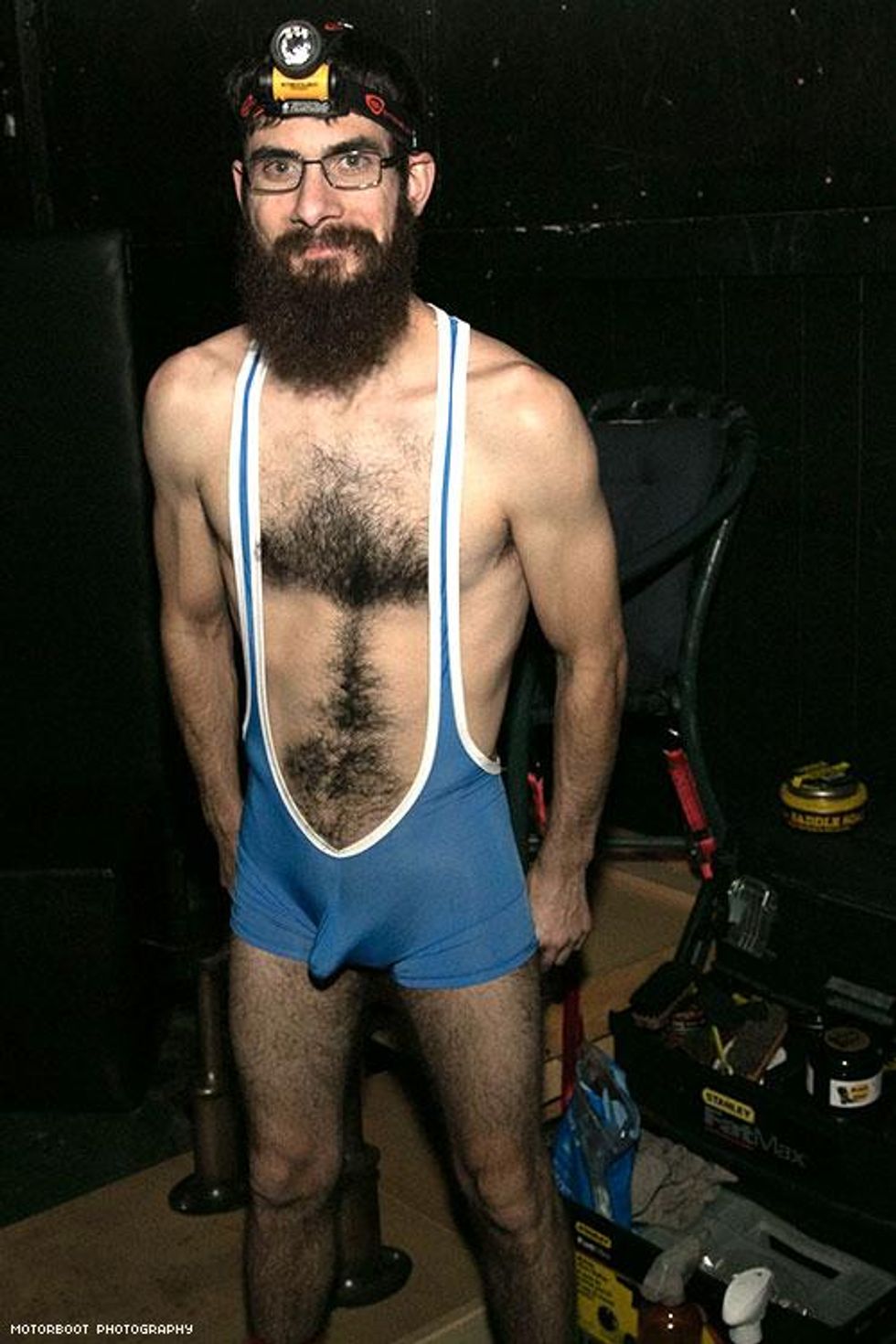 43-motorboot-mr-leather-faultline-feb-2018