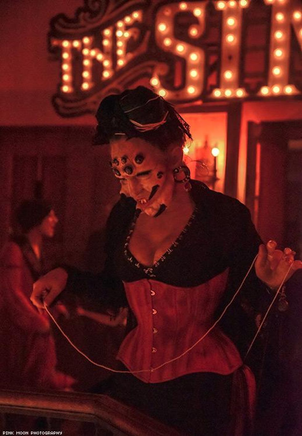 43-theatre-bizarre-pink-moon-2018