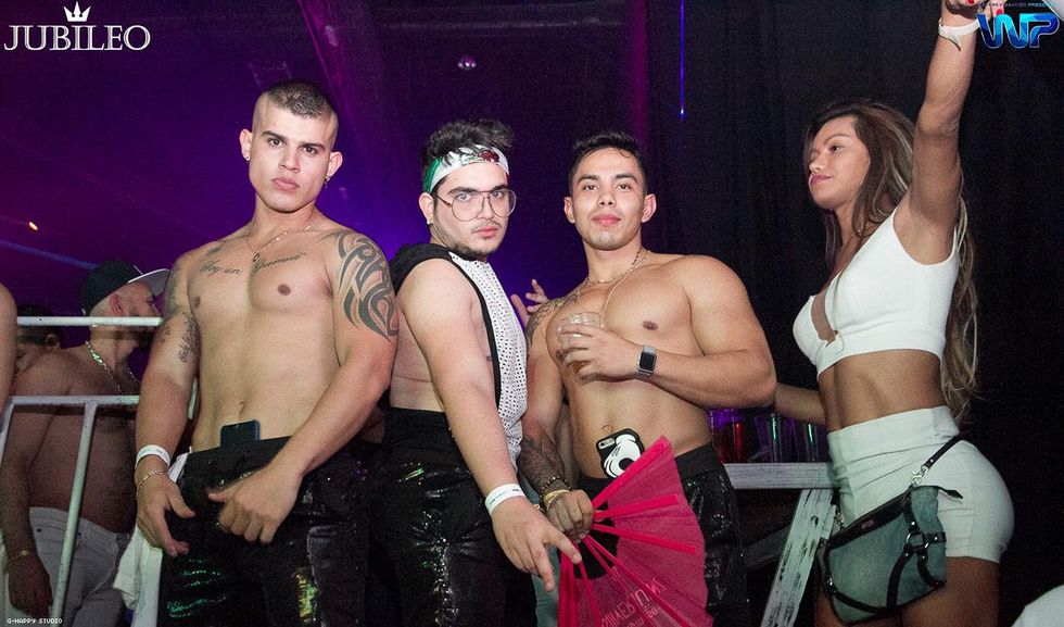 44-lap_23_ghappystudio-228