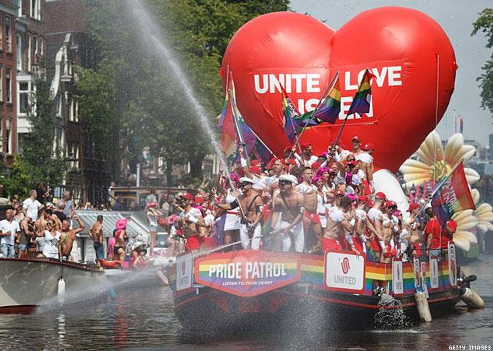 Photos Canal Pride Rides The Waves In Amsterdam