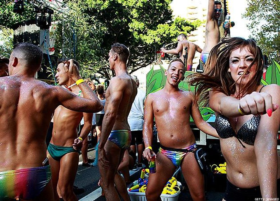 465454448gogowarmupx633_0