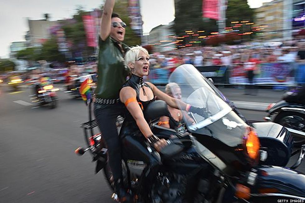 465468108dykesx633_0