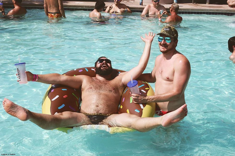 50-temptation-robbie-x-pierce-aug-2018