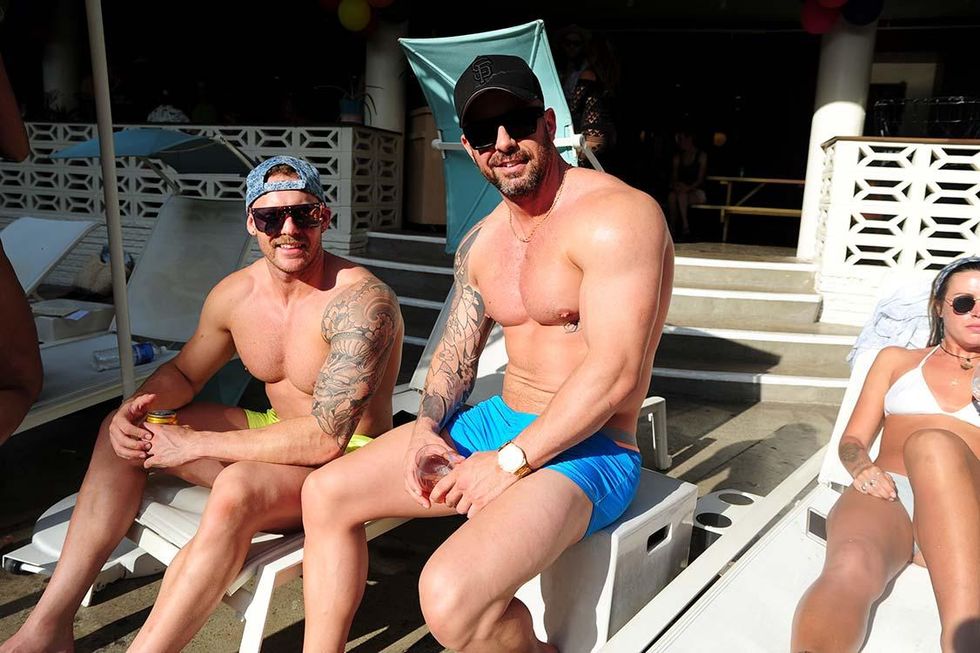 52-hnl_pride-pool_party-kelli_bullock-2017