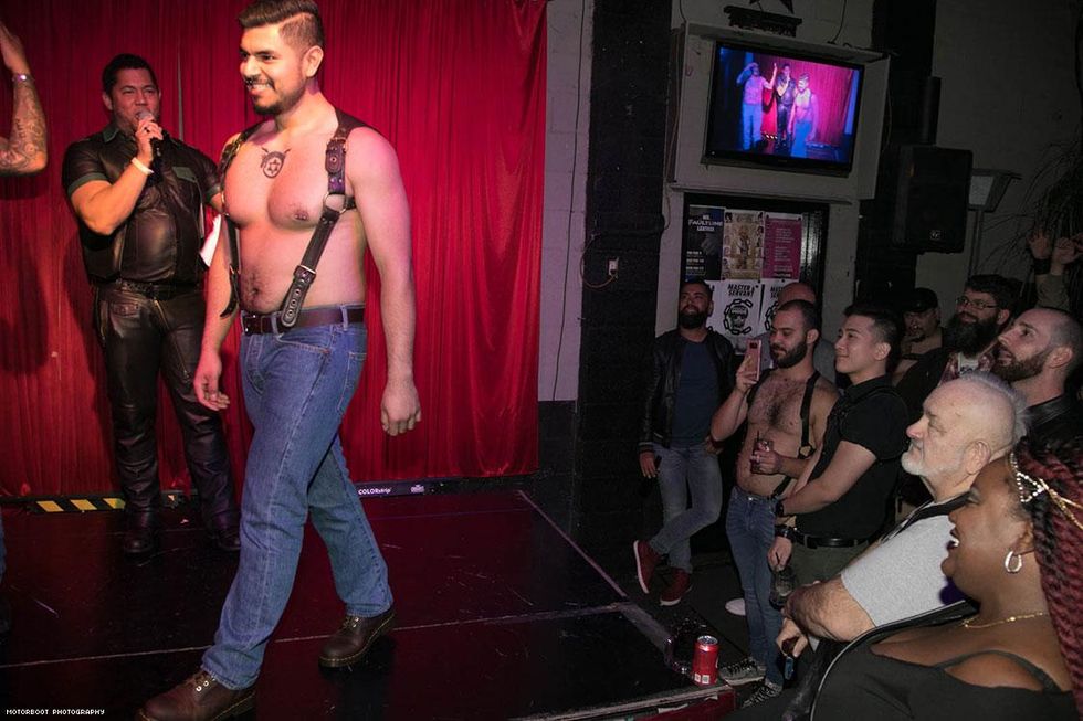 52-motorboot-mr-leather-faultline-feb-2018