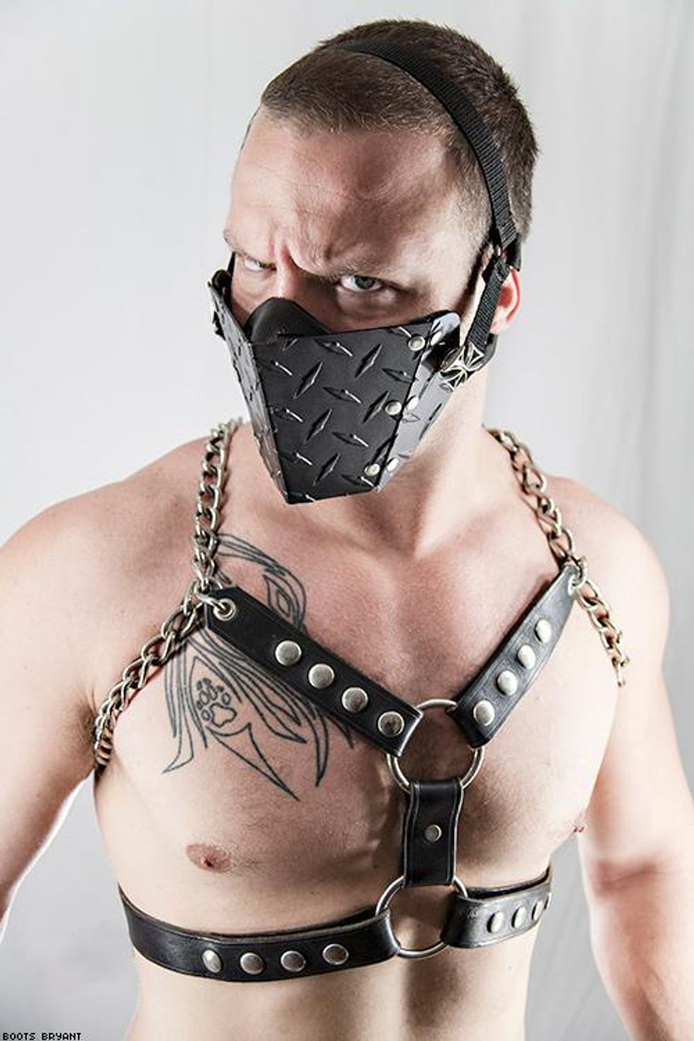 53-masks-boots-bryant-2017