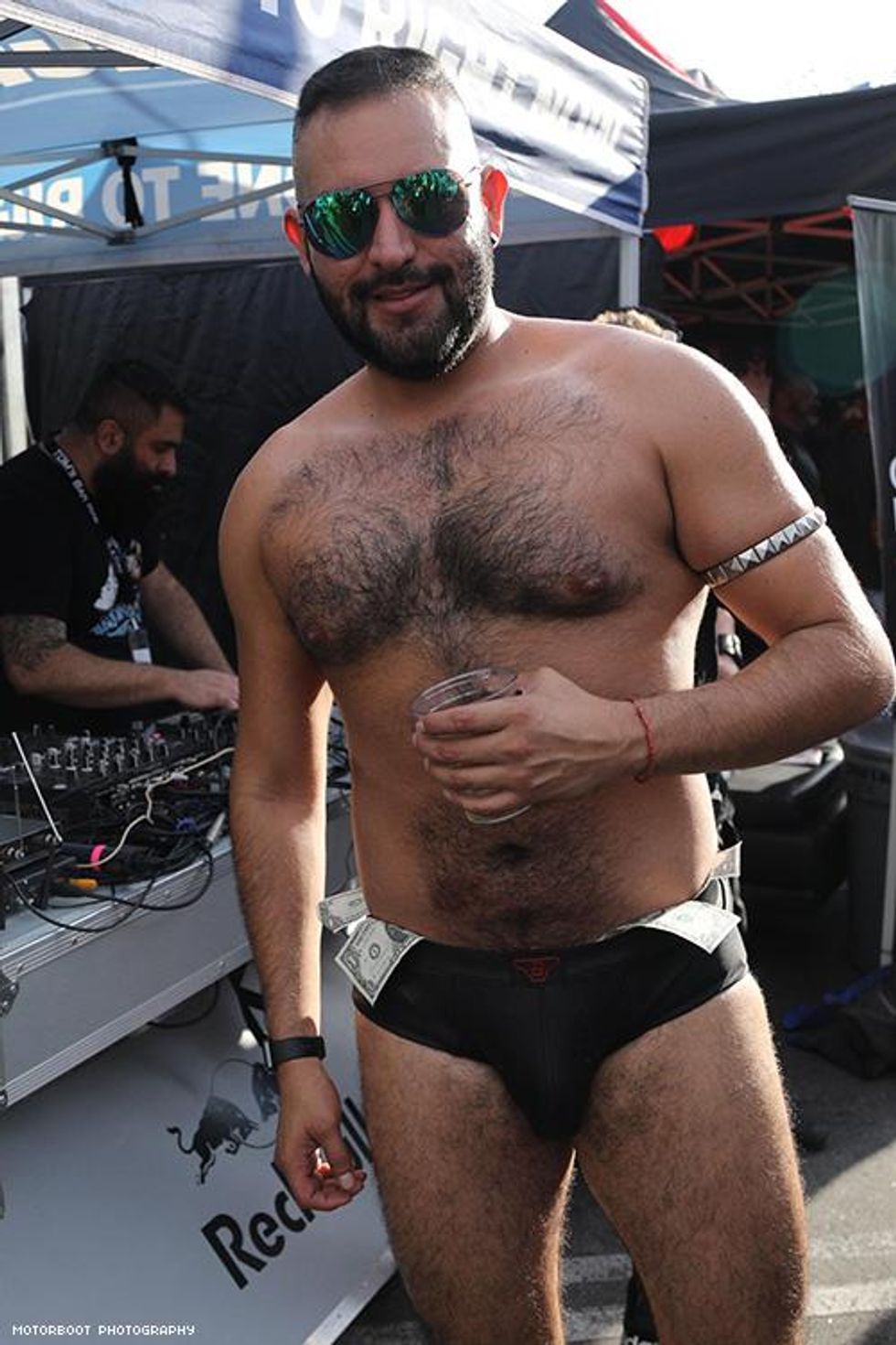 56-toms-bar-july-motorboot-2018