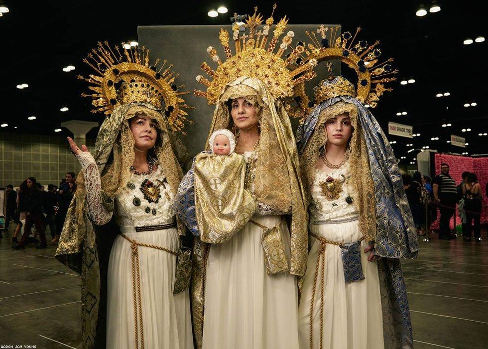 57. Dalyan Johnson, Lisa Rubio, Isabel Balboa