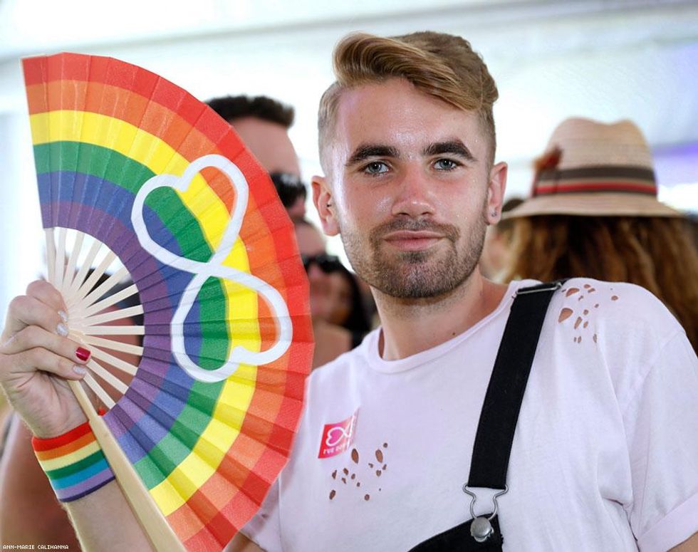 58-mardi-gras-pool-fair-australia