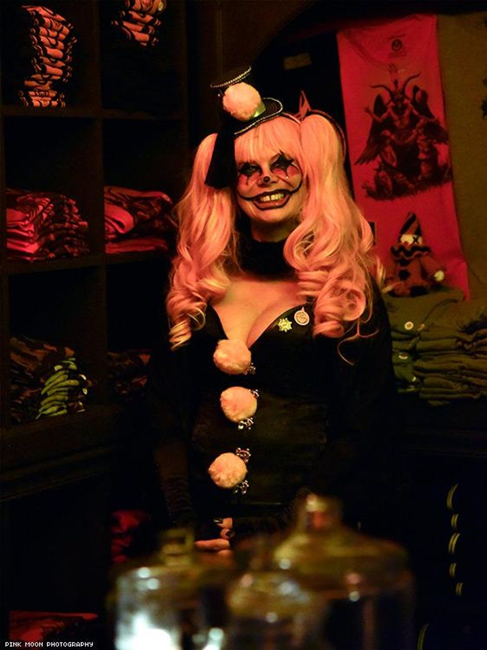 59-theatre-bizarre-pink-moon-2018