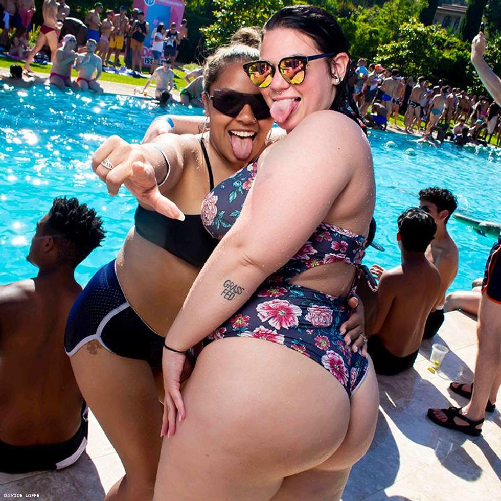 61-daddy-issues-pool-davide-laffe-2019