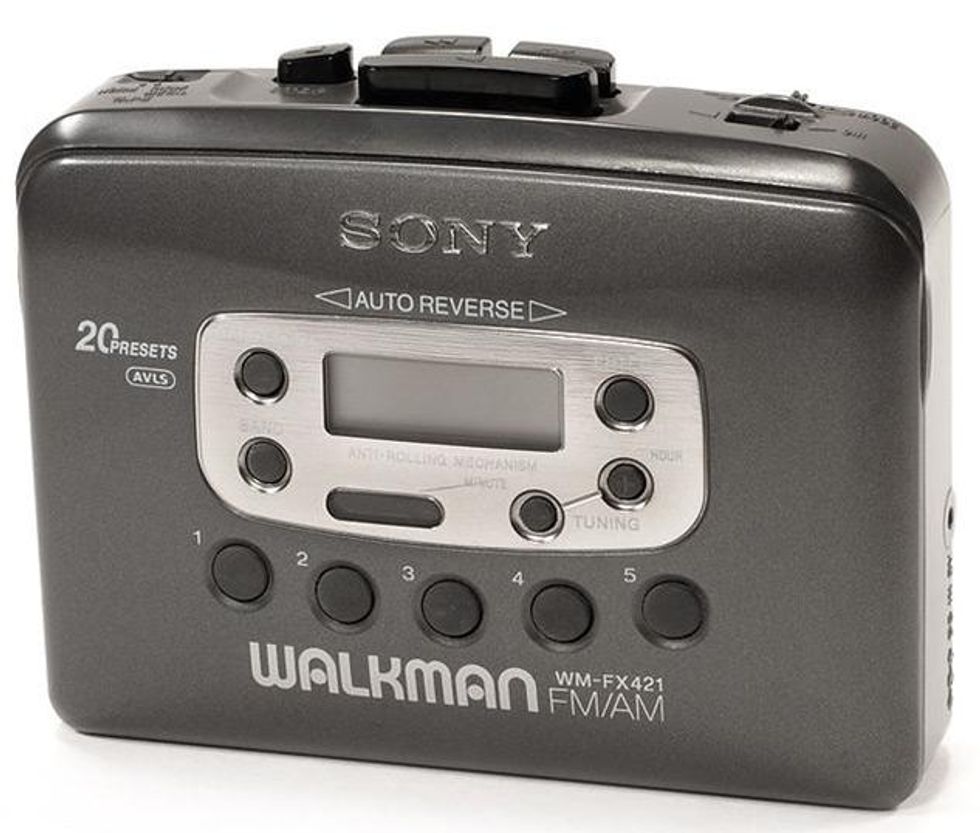 734px-sony-wm-fx421-walkmanx633_0