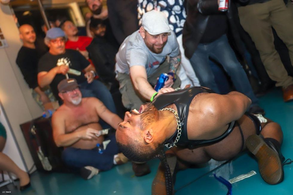 74-bears-ahoy-urban-bear-may-2018