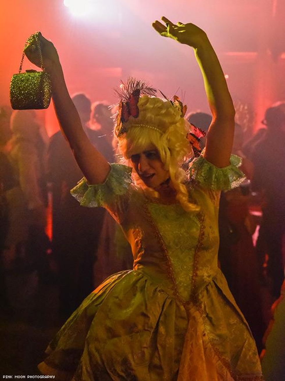 79-theatre-bizarre-pink-moon-2018