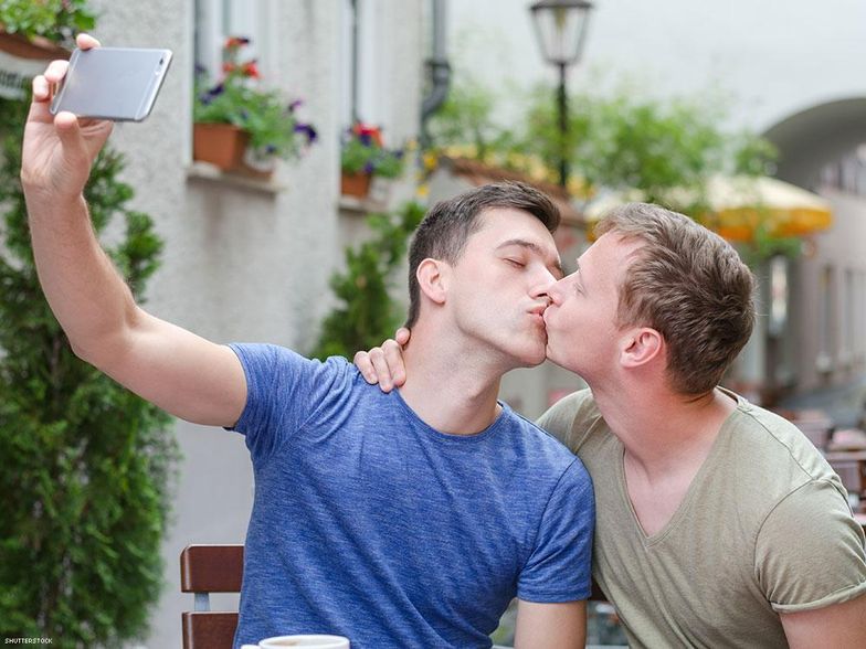 How To Kiss A Man: 15 Types Of Kisses Guys Like