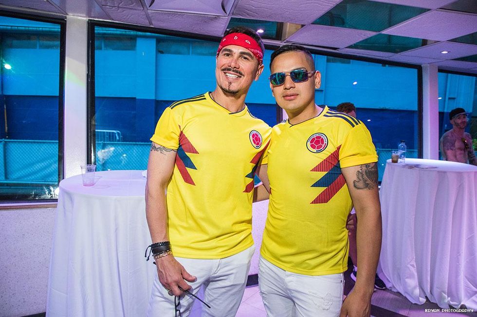 80-pride-luvboat-2018