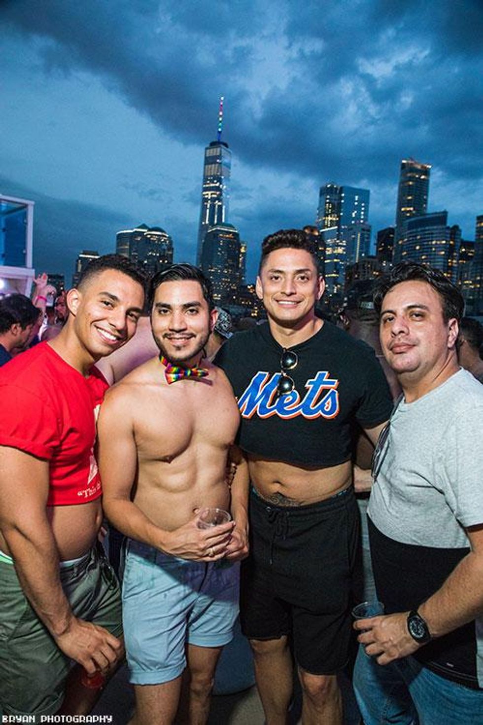 81-pride-luvboat-2018