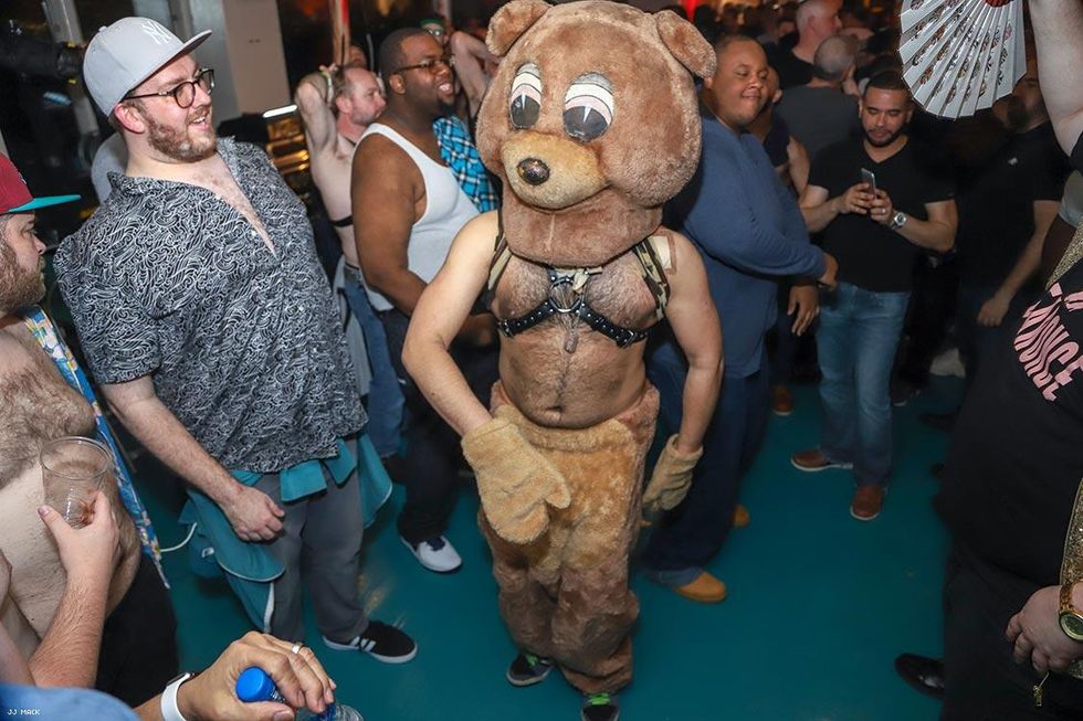 83-bears-ahoy-urban-bear-may-2018