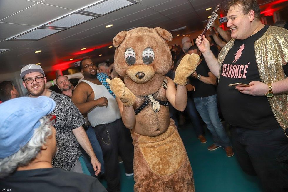 84-bears-ahoy-urban-bear-may-2018