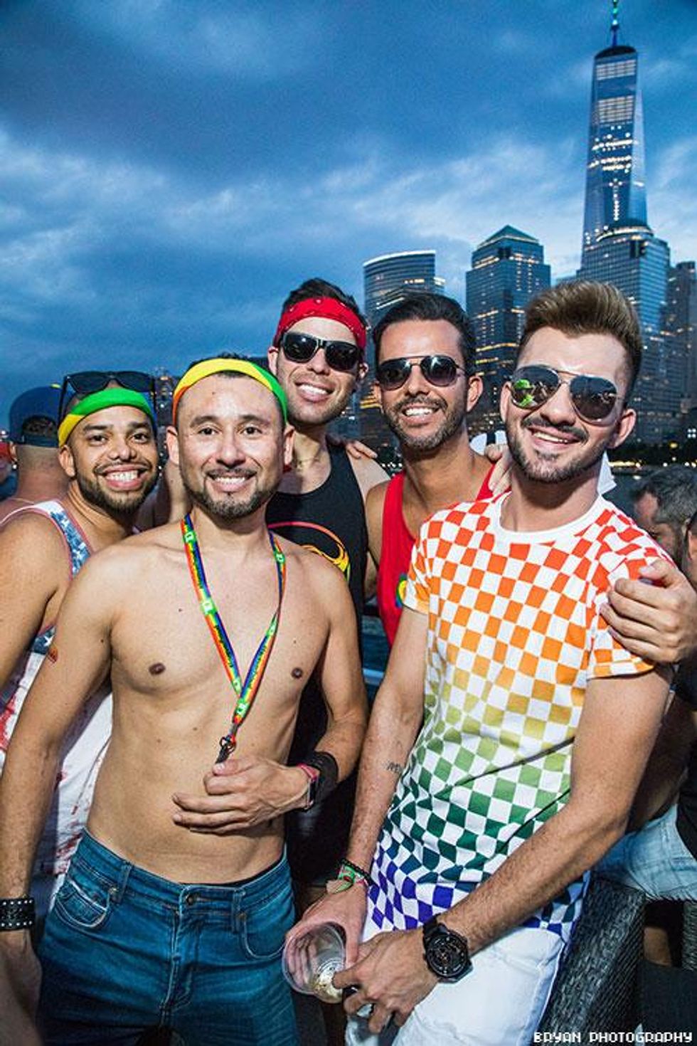 89-pride-luvboat-2018